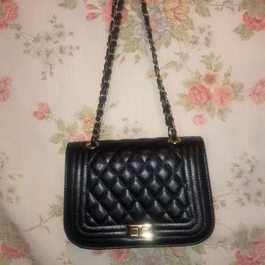 Black medium purse